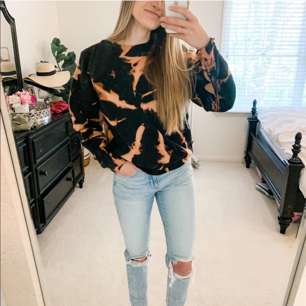 Bleach Dyed Sweatshirt- Swirl Design